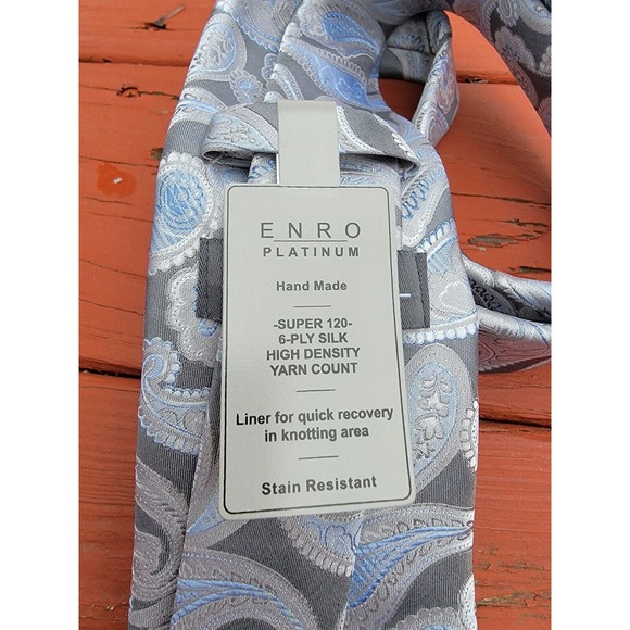 Enro Platinum Super 120s Handmade Men's Necktie Paisley Silver Silk 57" x 3.5" - Picture 3 of 3